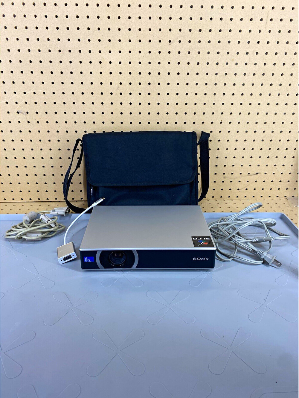 Sony Projector w/ Case & Cables